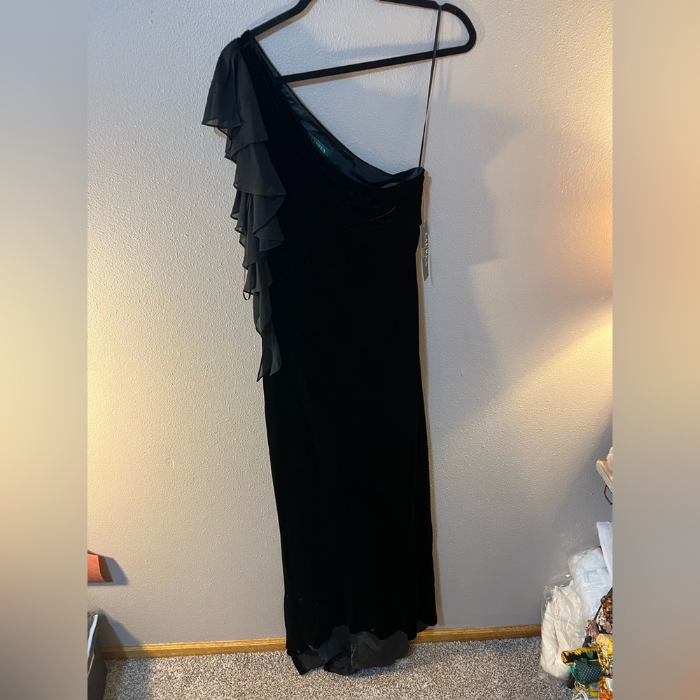 Ralph Lauren Elegant Black Velvet One-Shoulder Dress